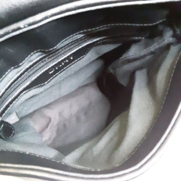 DKNY Women's Black Leather Crossbody  Bag - Picture 9 of 12